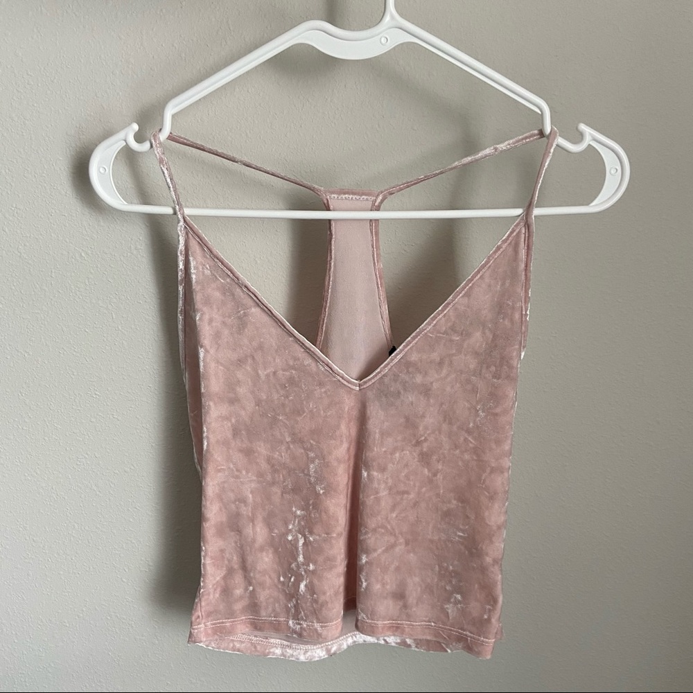 Forever 21 Pink Crushed Velvet Cropped Tank Size M